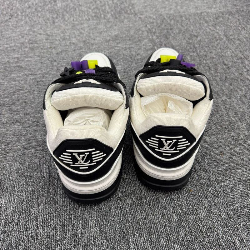 Louis Vuitton Louis Vuitton Trainer Maxi Low-Top Sneakers 0079 Size US 8 / EU 41 - 4 Thumbnail