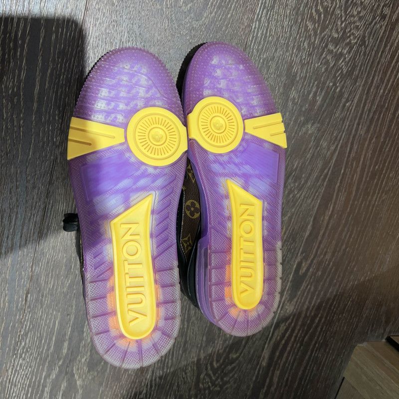 Louis Vuitton Louis Vuitton Trainer Casual Sneakers in Lakers Colorway 0079 Size US 8 / EU 41 - 4 Thumbnail