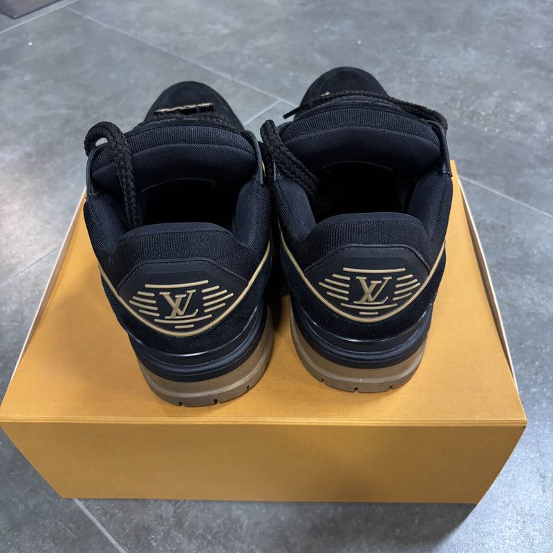 Louis Vuitton Louis Vuitton Trainer Maxi Low Top Sneakers Black 0079 Size US 9.5 / EU 42-43 - 3 Thumbnail