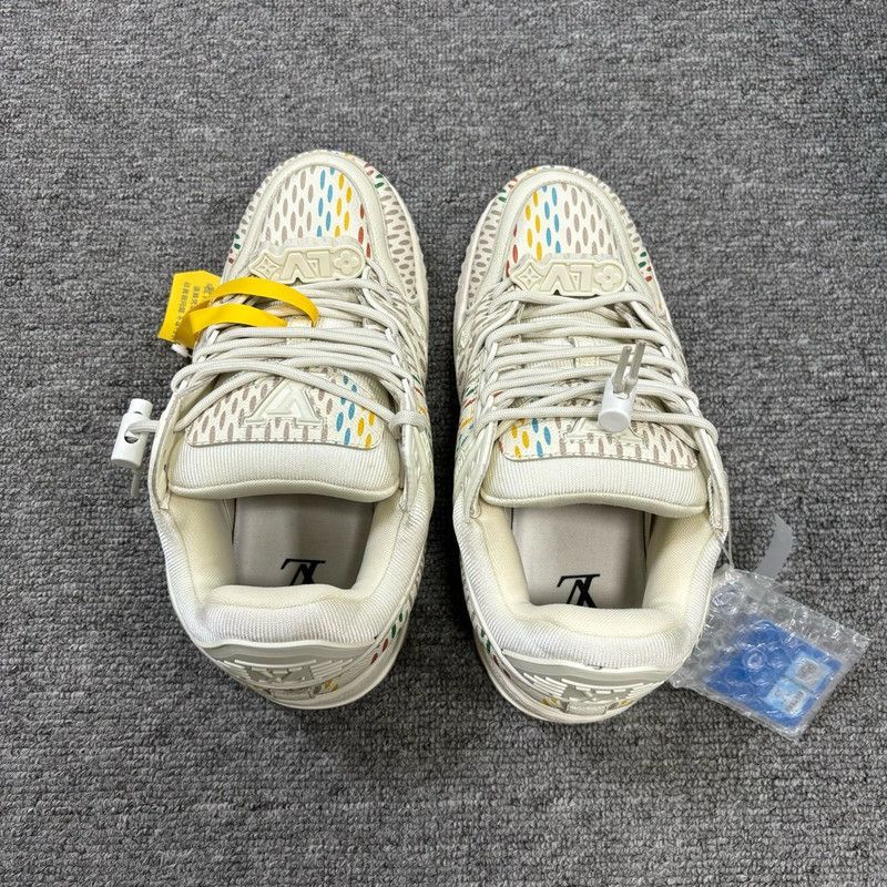 Louis Vuitton Louis Vuitton Trainer Low-Top Sneakers for Men 0079 Size US 6 / EU 39 - 3 Thumbnail