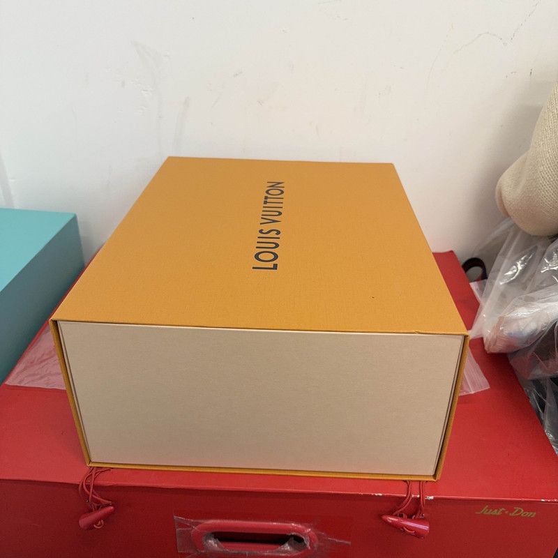 Louis Vuitton Louis Vuitton Trainer Sneakers in Black and Blue 0079 Size US 10.5 / EU 43-44 - 6 Thumbnail
