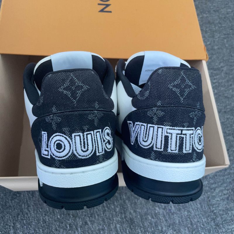 Louis Vuitton Louis Vuitton Trainer Low Top Sneakers in Black and White 0079 Size US 6.5 / EU 39-40 - 3 Thumbnail
