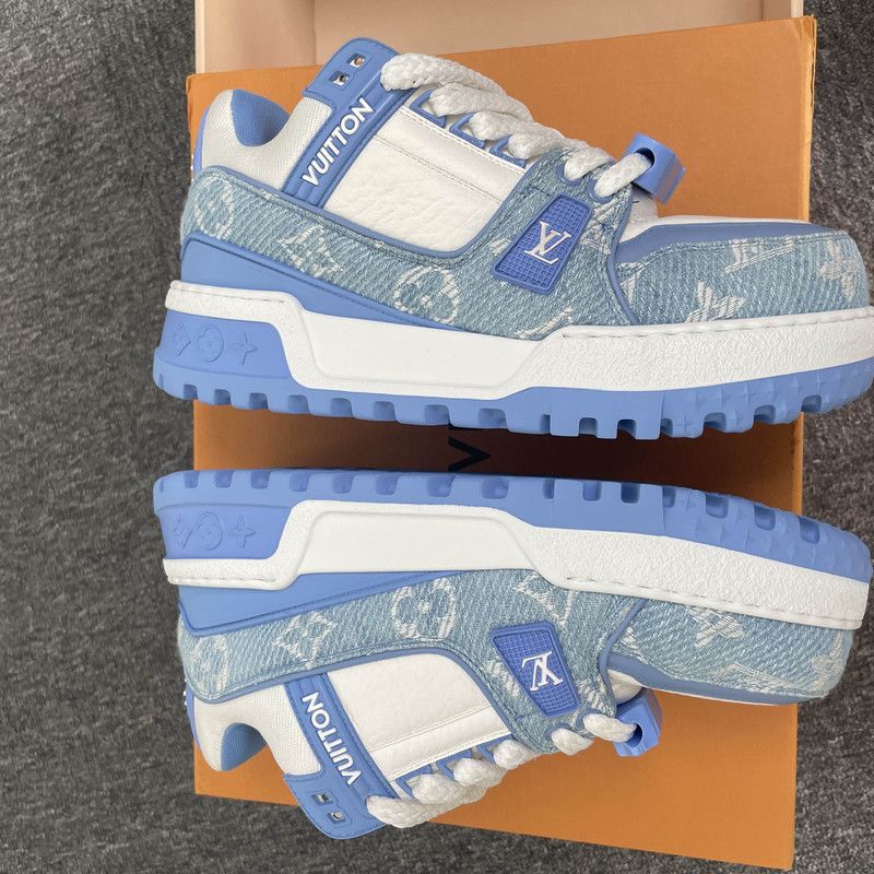 Louis Vuitton Louis Vuitton Trainer Maxi Blue and White Sneakers 0079 Size US 7.5 / EU 40-41 - 7 Thumbnail