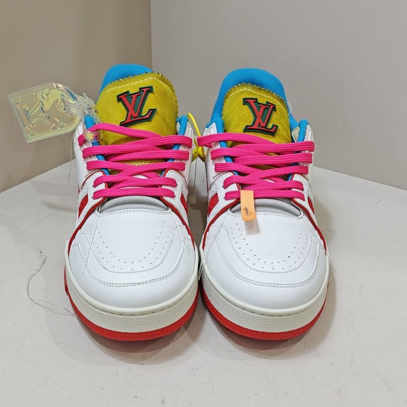 Louis Vuitton Louis Vuitton Trendy Trainer Sneakers for Men 0079 Size US 8 / EU 41 - 2 Thumbnail