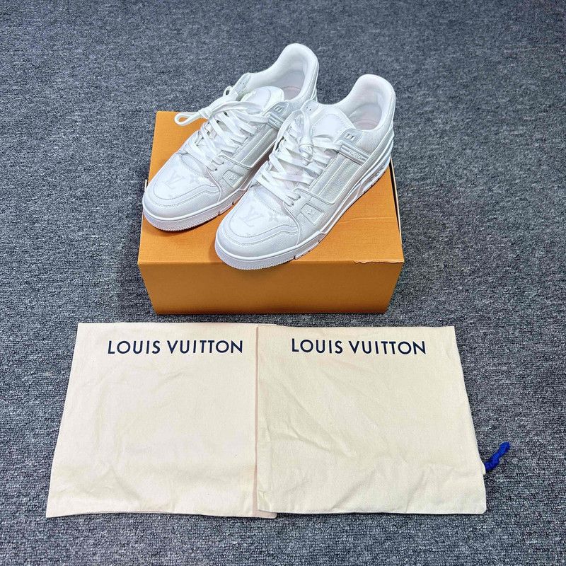 Louis Vuitton Louis Vuitton 2025 Spring Summer Trainer Sneakers 0079 Size US 10.5 / EU 43-44 - 6 Thumbnail