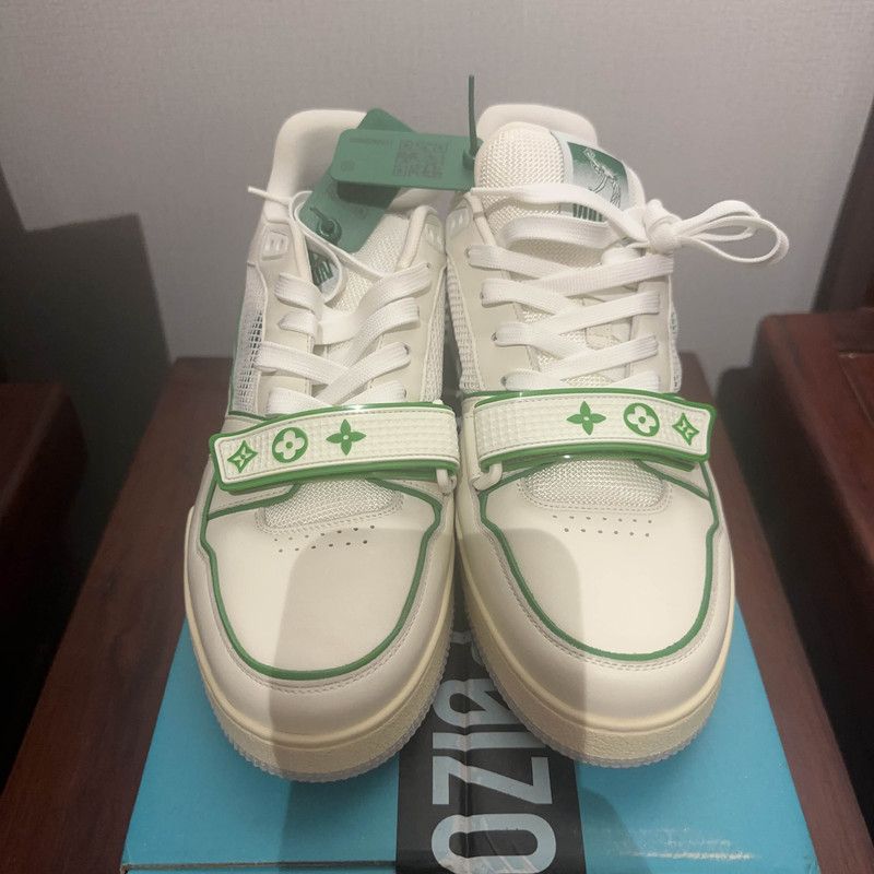 Louis Vuitton Louis Vuitton Classic Green Trainer Sneakers 0079 Size US 8.5 / EU 41-42 - 2 Thumbnail