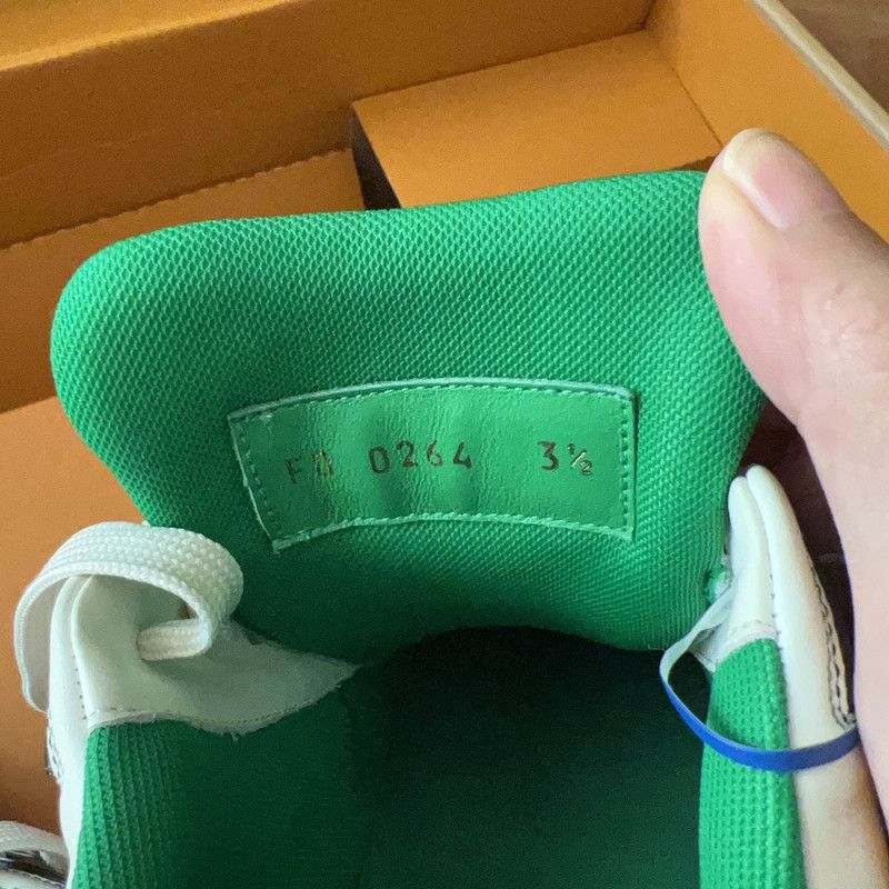 Louis Vuitton Louis Vuitton Green Trainer Low Top Sneakers 0079 Size US 7.5 / EU 40-41 - 5 Thumbnail