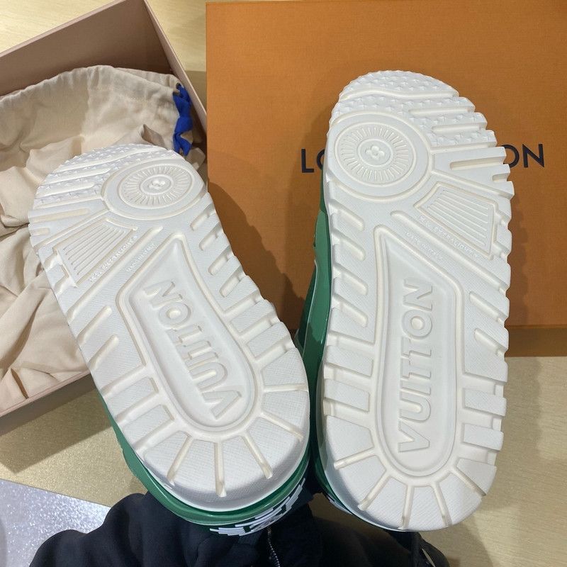 Louis Vuitton Louis Vuitton Trainer Maxi Green Low-Top Sneakers 0079 Size US 9.5 / EU 42-43 - 3 Thumbnail