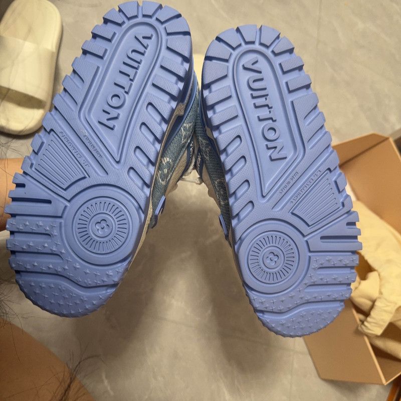 Louis Vuitton Louis Vuitton Trainer Maxi Blue and White Sneakers 0079 Size US 7.5 / EU 40-41 - 4 Thumbnail