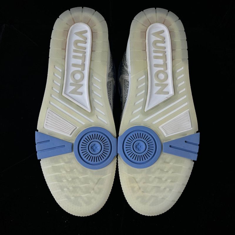 Louis Vuitton Louis Vuitton Colorful Trainer Sneakers for Men 0079 Size US 9.5 / EU 42-43 - 4 Thumbnail