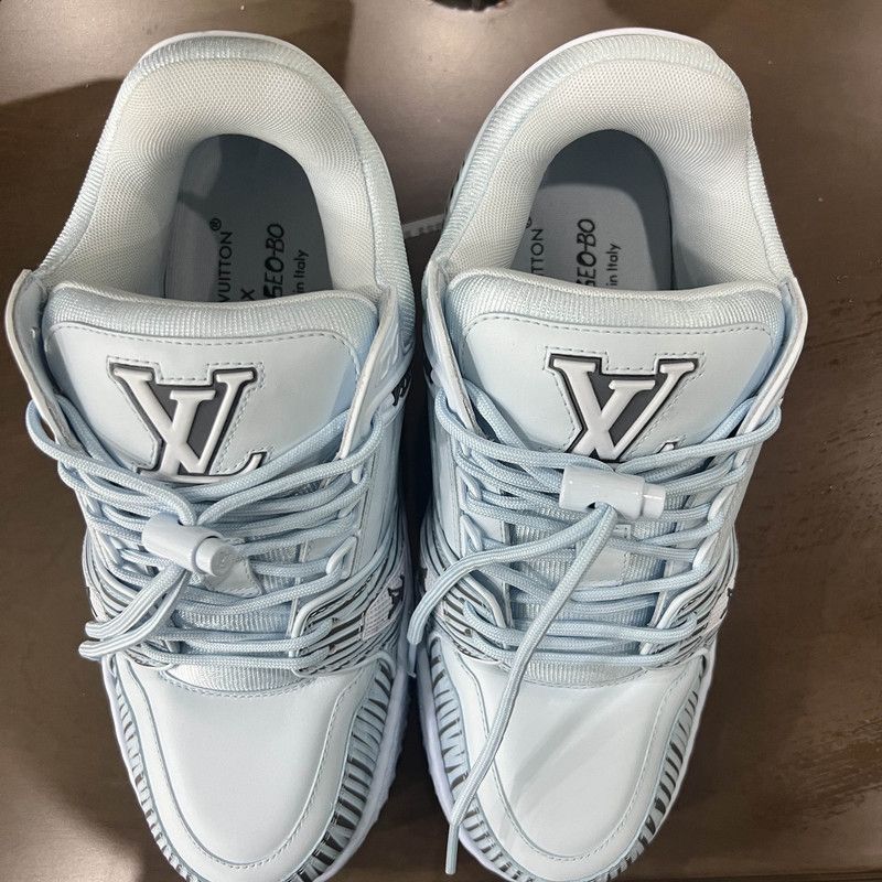 Louis Vuitton Louis Vuitton Blue Trainer Low-Top Sneakers 0079 Size US 8 / EU 41 - 2 Thumbnail