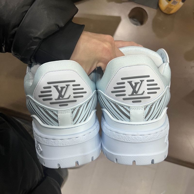 Louis Vuitton Louis Vuitton Blue Trainer Low-Top Sneakers 0079 Size US 8 / EU 41 - 3 Thumbnail