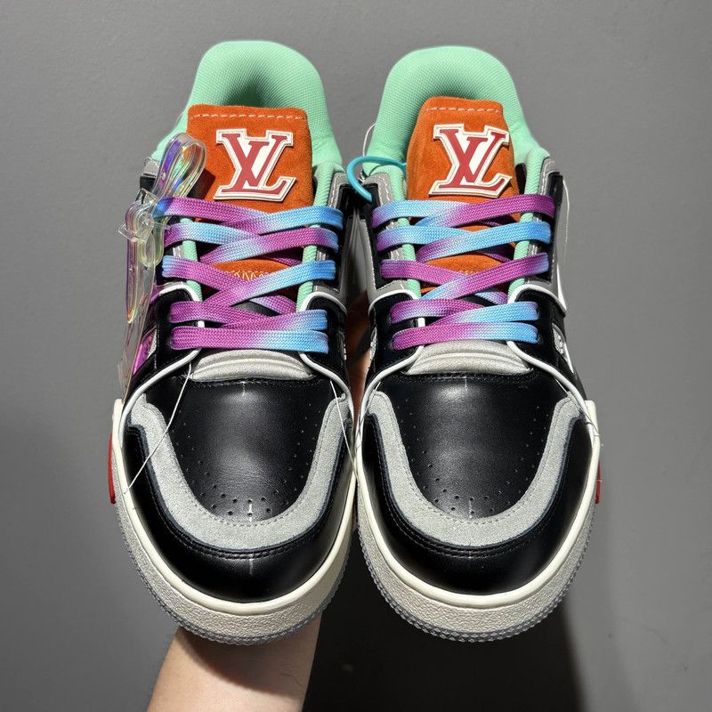 Louis Vuitton Louis Vuitton Trainer Low-Top Fashion Sneakers 0079 Size US 8 / EU 41 - 2 Thumbnail