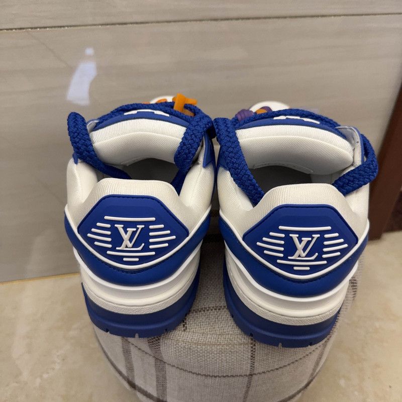 Louis Vuitton Louis Vuitton Trainer Maxi Fashion Sneakers for Men 0079 Size US 8.5 / EU 41-42 - 3 Thumbnail