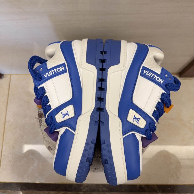Louis Vuitton Louis Vuitton Trainer Maxi Fashion Sneakers for Men 0079 Size US 8.5 / EU 41-42 - 7 Thumbnail