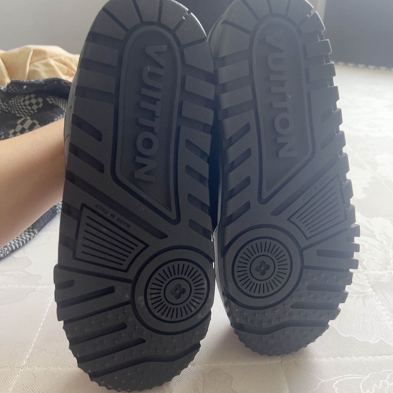 Louis Vuitton Louis Vuitton Trainer Maxi Leather Sneakers for All 0079 Size US 7.5 / EU 40-41 - 4 Thumbnail