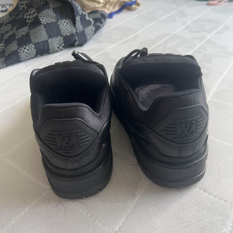 Louis Vuitton Louis Vuitton Trainer Maxi Leather Sneakers for All 0079 Size US 7.5 / EU 40-41 - 3 Thumbnail