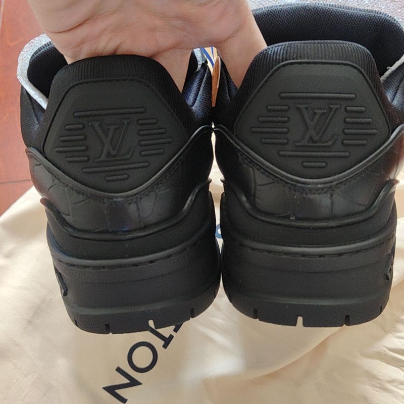 Louis Vuitton Louis Vuitton Trainer Maxi Leather Sneakers for Everyone 0079 Size US 8 / EU 41 - 3 Thumbnail