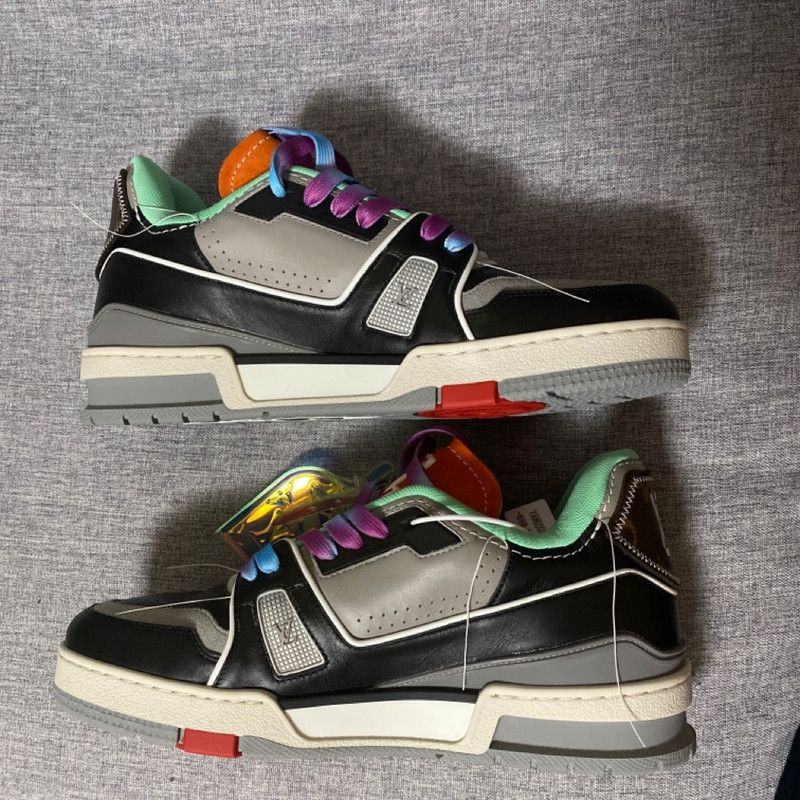 Louis Vuitton Louis Vuitton Trainer Fashion Sneakers for Men 0079 Size US 7.5 / EU 40-41 - 2 Thumbnail