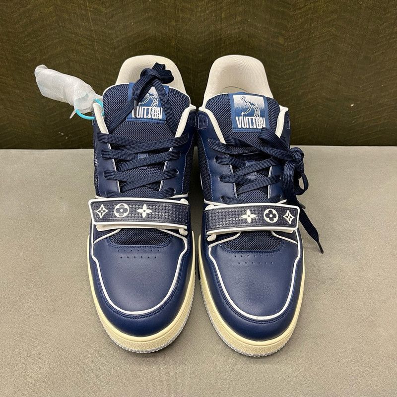 Louis Vuitton Louis Vuitton Stylish Trainer Sneakers in Blue 0079 Size US 10.5 / EU 43-44 - 2 Thumbnail