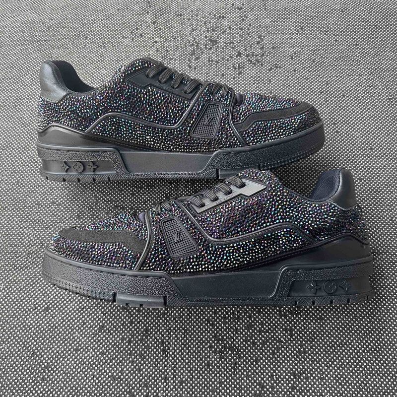 Louis Vuitton Louis Vuitton Crystal Decorative Low-Top Trainers 0079 Size US 8 / EU 41 - 7 Thumbnail