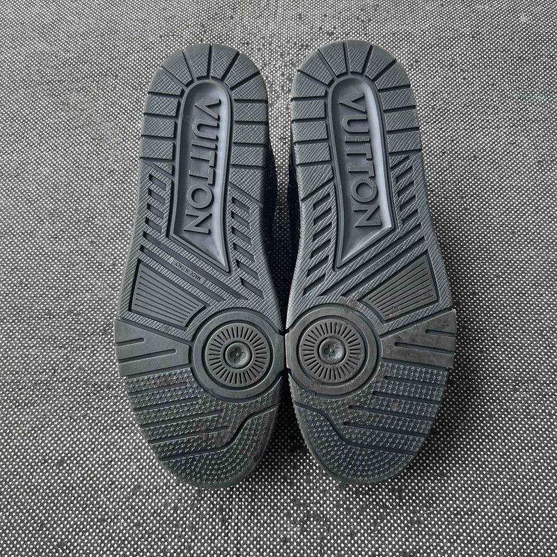 Louis Vuitton Louis Vuitton Crystal Decorative Low-Top Trainers 0079 Size US 8 / EU 41 - 4 Thumbnail