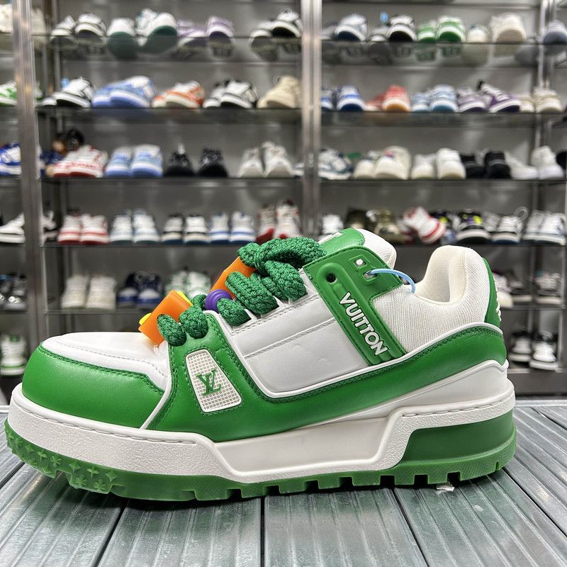 Louis Vuitton Louis Vuitton Trainer Maxi Low Sneakers in Green 0079 Size US 9 / EU 42 - 7 Thumbnail