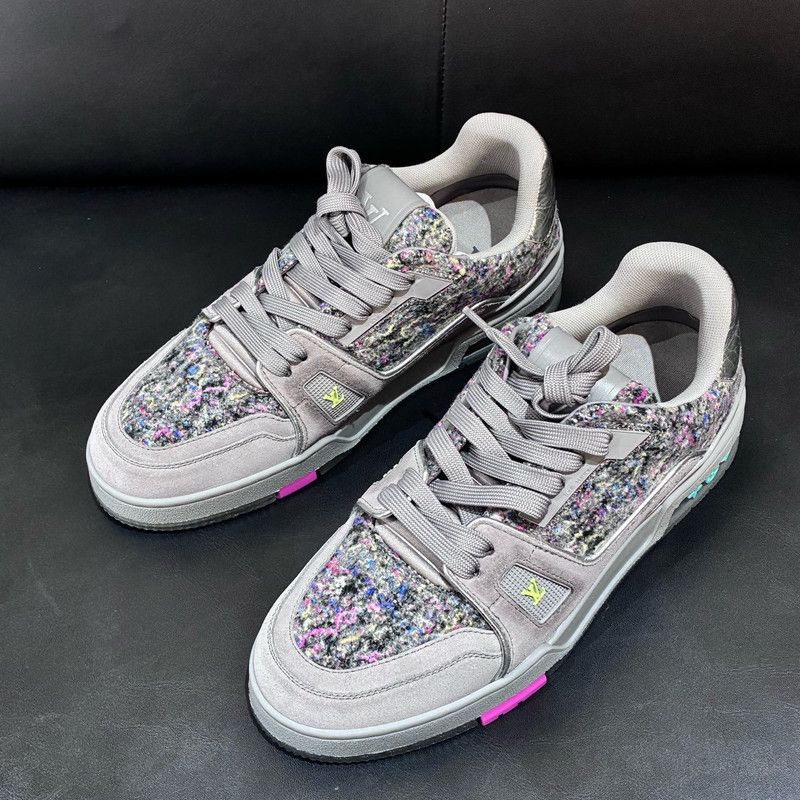 Louis Vuitton Louis Vuitton Trainer Grey Suede and Fabric Sneakers 0079 Size US 7.5 / EU 40-41 - 2 Thumbnail