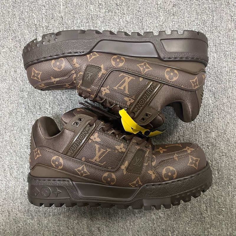 Louis Vuitton Louis Vuitton Trainer Maxi Brown Low-Top Sneakers
