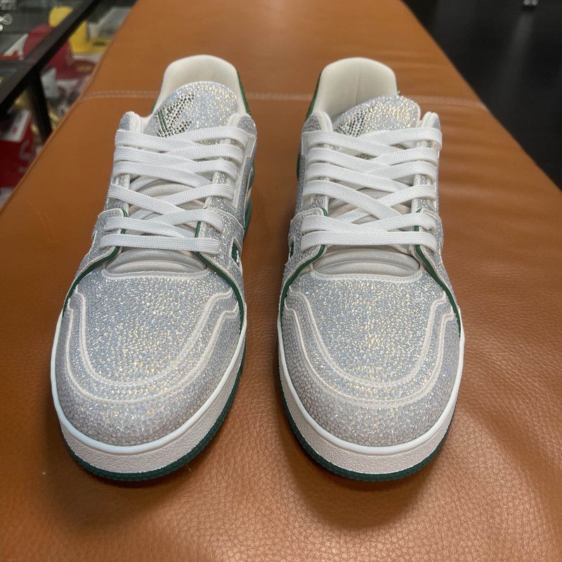 Louis Vuitton Louis Vuitton Trainer Low-Top Shoes with Diamonds 0079 Size US 10.5 / EU 43-44 - 2 Thumbnail