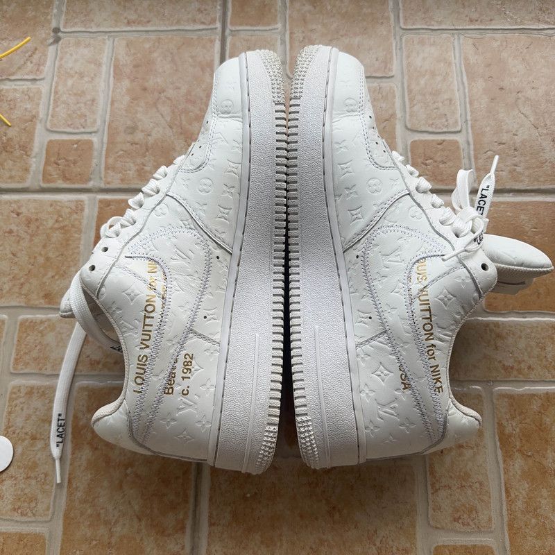 Louis Vuitton Nike x Louis Vuitton White Air Force 1 Low Sneakers 0079 Size US 8.5 / EU 41-42 - 8 Thumbnail