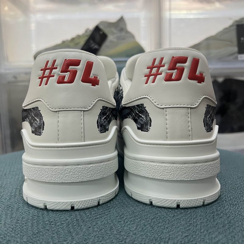 Louis Vuitton Louis Vuitton Hand-Painted Low-Top Sneakers 0079 Size US 9.5 / EU 42-43 - 3 Thumbnail