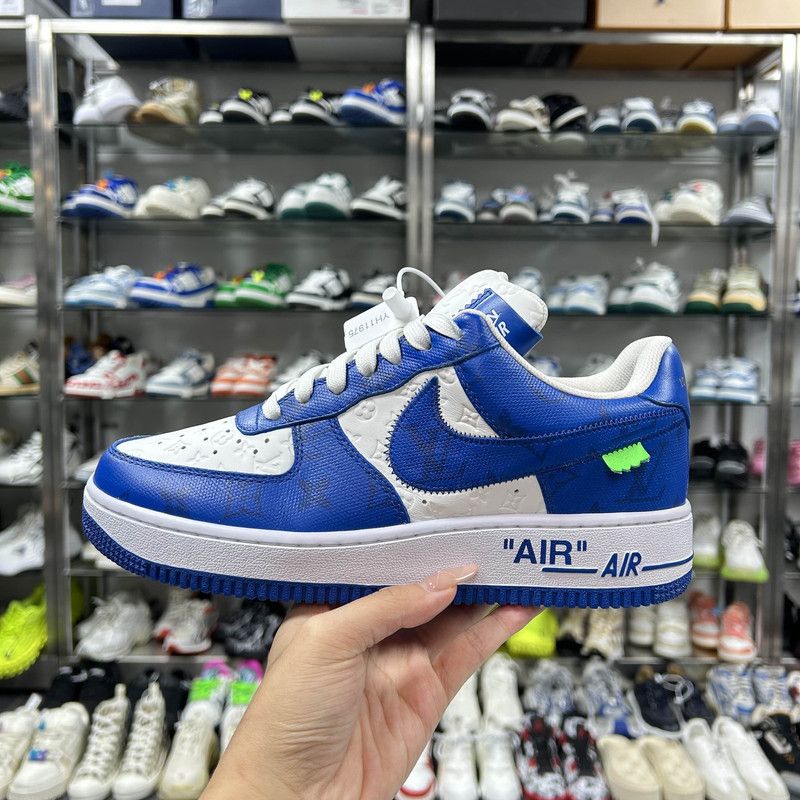 Louis Vuitton Nike x Louis Vuitton Blue and White Sneakers 0079 Size US 8 / EU 41 - 6 Thumbnail