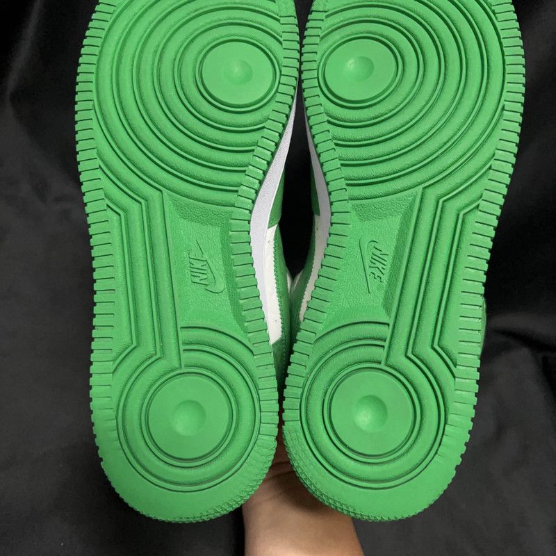 Louis Vuitton Nike x Louis Vuitton Air Force 1 Green Sneakers 0079 Size US 9.5 / EU 42-43 - 7 Thumbnail
