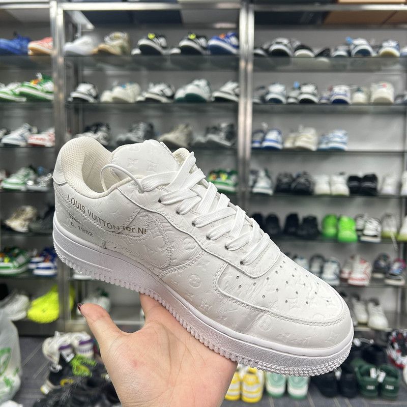 Louis Vuitton Louis Vuitton Nike Air Force 1 Low Sneakers 0079 Size US 8 / EU 41 - 6 Thumbnail