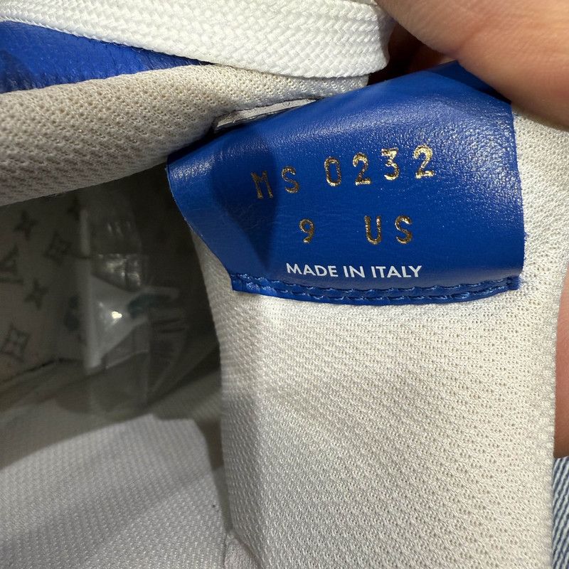 Louis Vuitton Nike x Louis Vuitton Blue and White Sneakers 0079 Size US 9 / EU 42 - 5 Thumbnail