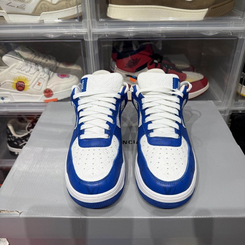 Louis Vuitton Nike x Louis Vuitton Blue and White Sneakers 0079 Size US 9 / EU 42 - 2 Thumbnail
