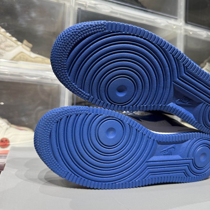 Louis Vuitton Nike x Louis Vuitton Blue and White Sneakers 0079 Size US 9 / EU 42 - 6 Thumbnail