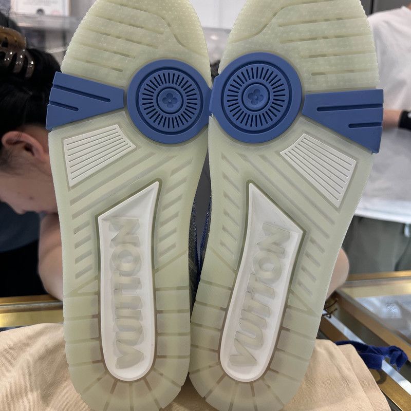Louis Vuitton Louis Vuitton Colorful Trainer Low-Top Sneakers 0079 Size US 9.5 / EU 42-43 - 4 Thumbnail