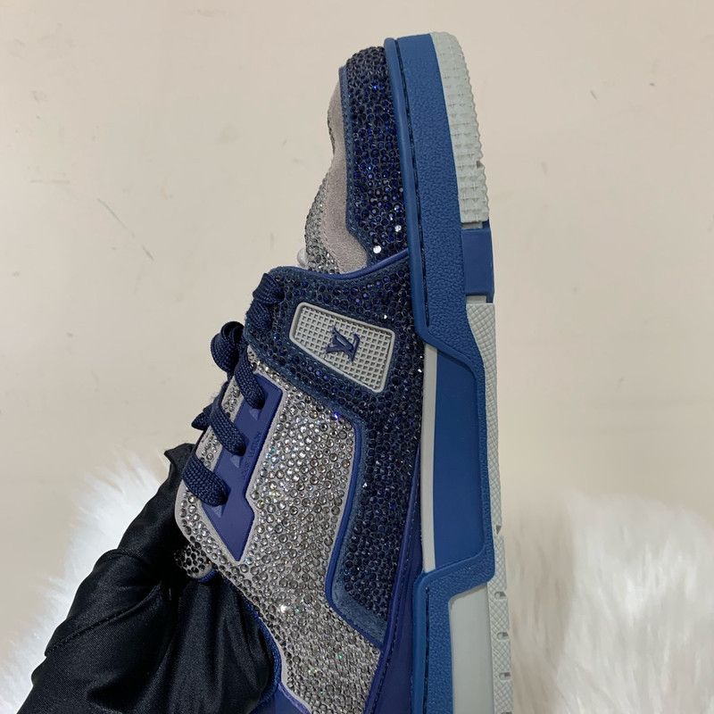 Louis Vuitton Louis Vuitton Colorful Sparkling Trainer Sneakers 0079 Size US 7.5 / EU 40-41 - 11 Thumbnail