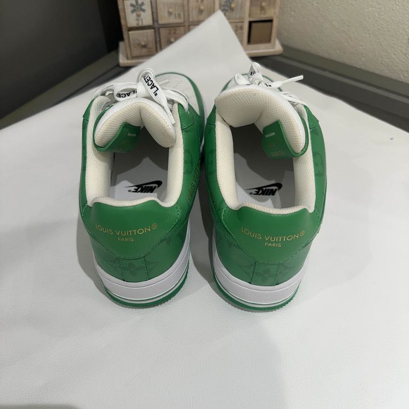 Louis Vuitton Nike x Louis Vuitton Air Force 1 Low Sneakers 0079 Size US 8 / EU 41 - 3 Thumbnail