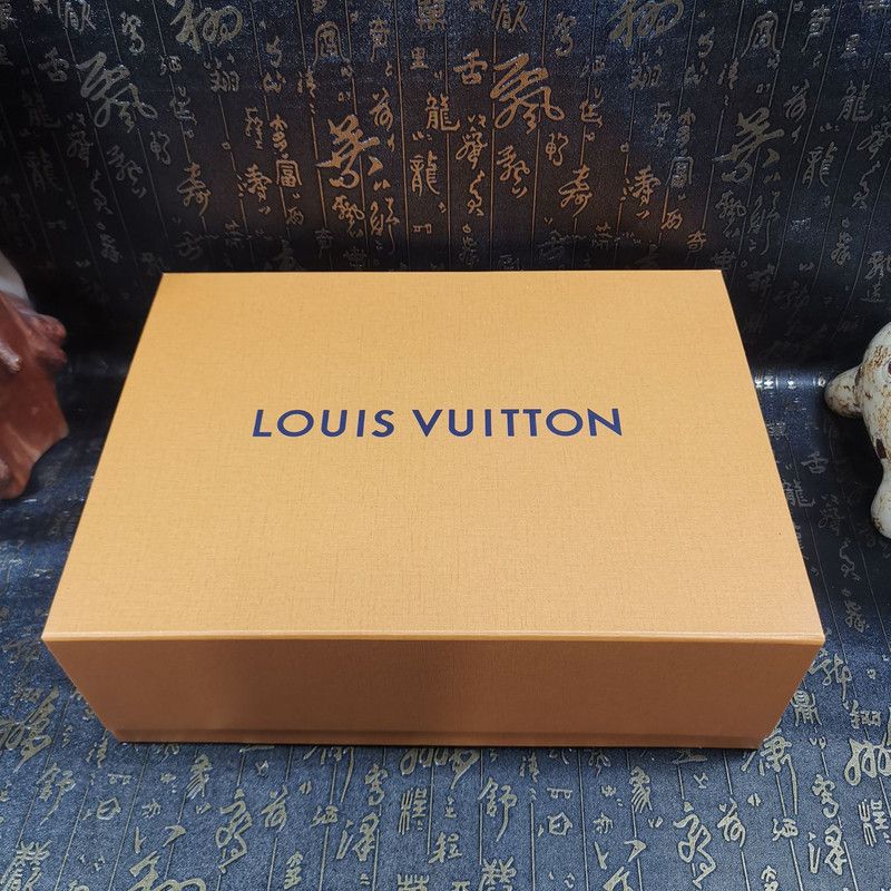 Louis Vuitton Louis Vuitton Black Leather Trainer Sneakers for Men 0079 Size US 7 / EU 40 - 6 Thumbnail