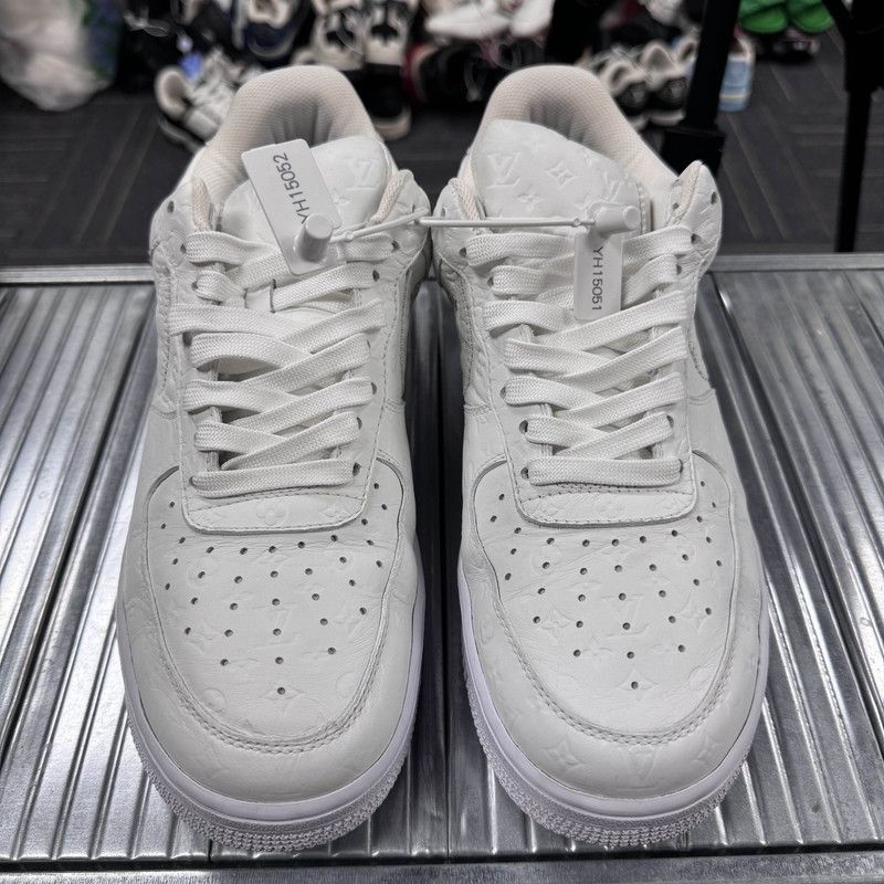 Louis Vuitton Louis Vuitton Nike Air Force 1 Low Fashion Sneakers 0079 Size US 10.5 / EU 43-44 - 2 Thumbnail