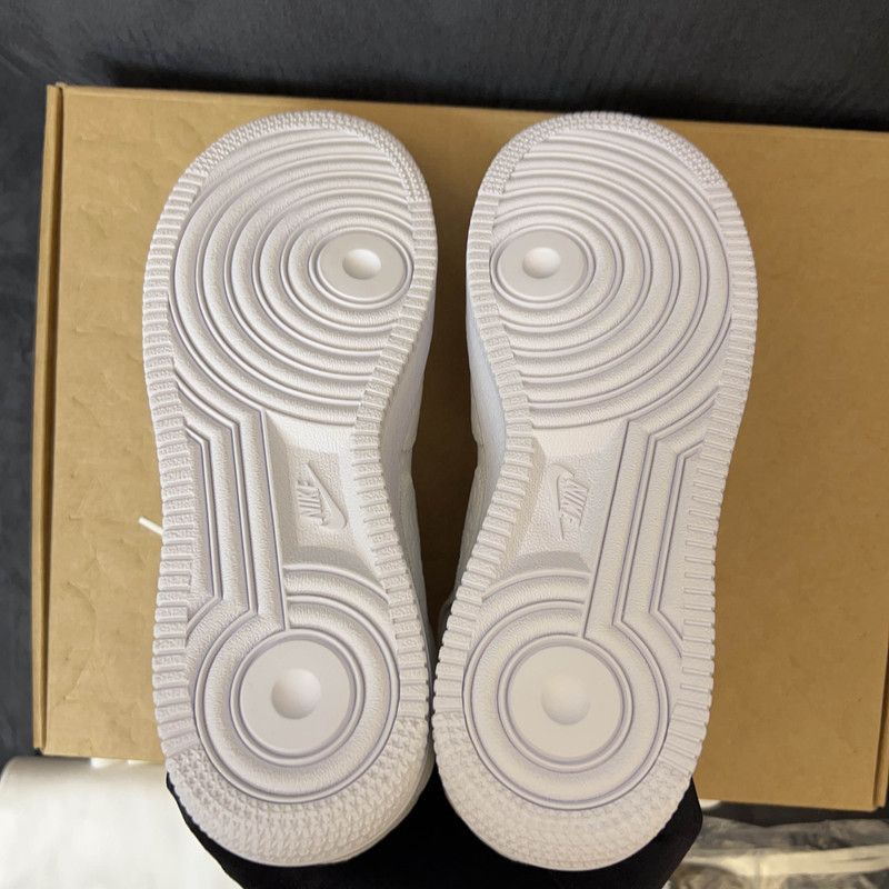 Louis Vuitton Louis Vuitton x Nike Air Force 1 Mid Sneakers 0079 Size US 7.5 / EU 40-41 - 4 Thumbnail