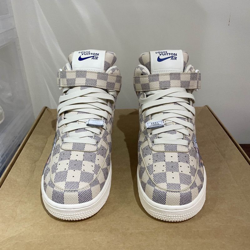 Louis Vuitton Nike x Louis Vuitton Stylish High-Top Sneakers 0079 Size US 8.5 / EU 41-42 - 2 Thumbnail