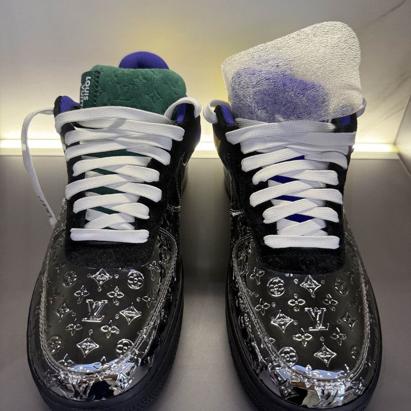 Louis Vuitton Nike Louis Vuitton Air Force 1 Low Sneakers 0079 Size US 9.5 / EU 42-43 - 2 Thumbnail