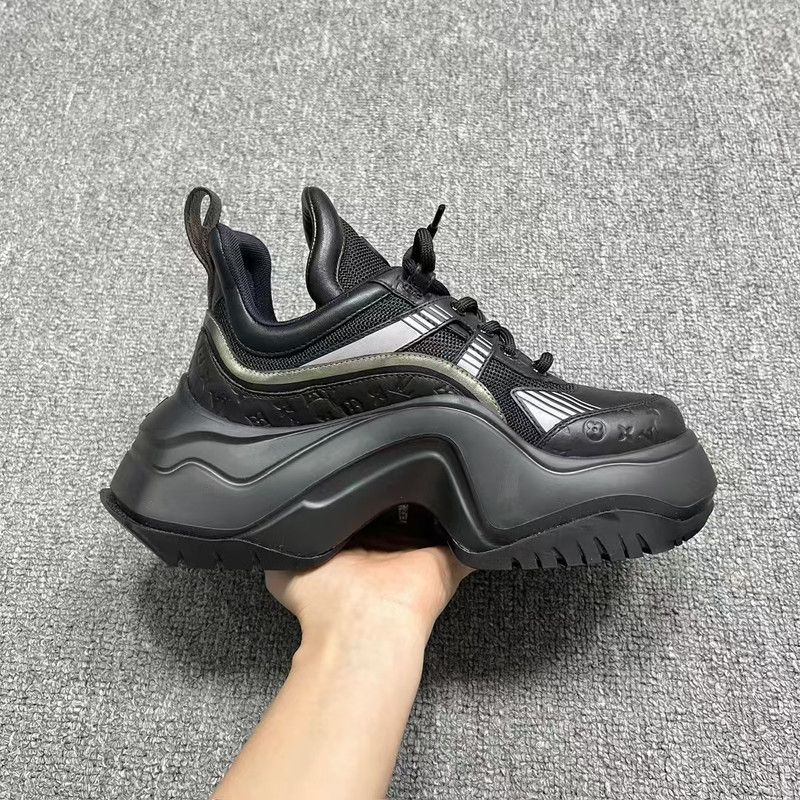 Louis Vuitton Louis Vuitton Chunky Low-Top Sneakers for Women 0079 Size US 6 / IT 36 - 7 Thumbnail
