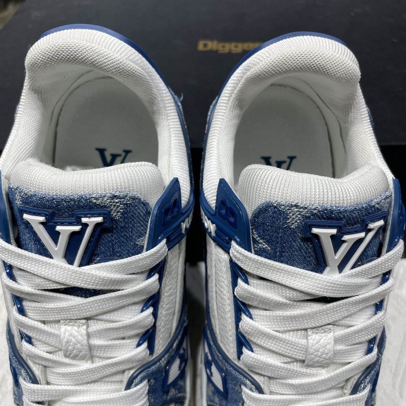 Louis Vuitton Louis Vuitton Stylish Blue and White Low-top Sneakers 0079 Size US 5 / IT 35 - 13 Thumbnail