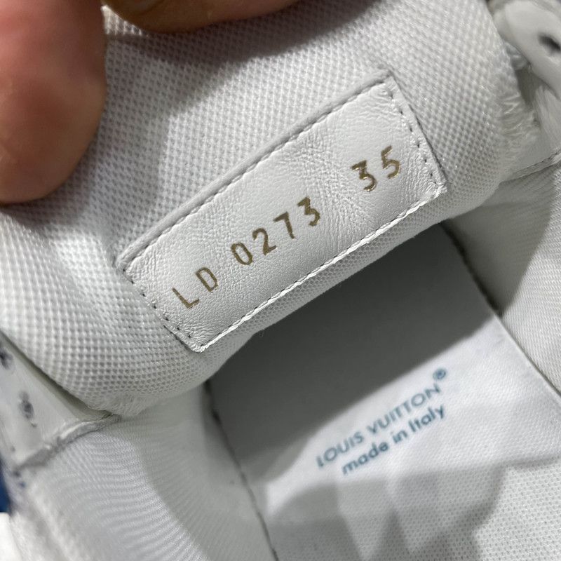 Louis Vuitton Louis Vuitton Stylish Blue and White Low-top Sneakers 0079 Size US 5 / IT 35 - 5 Thumbnail