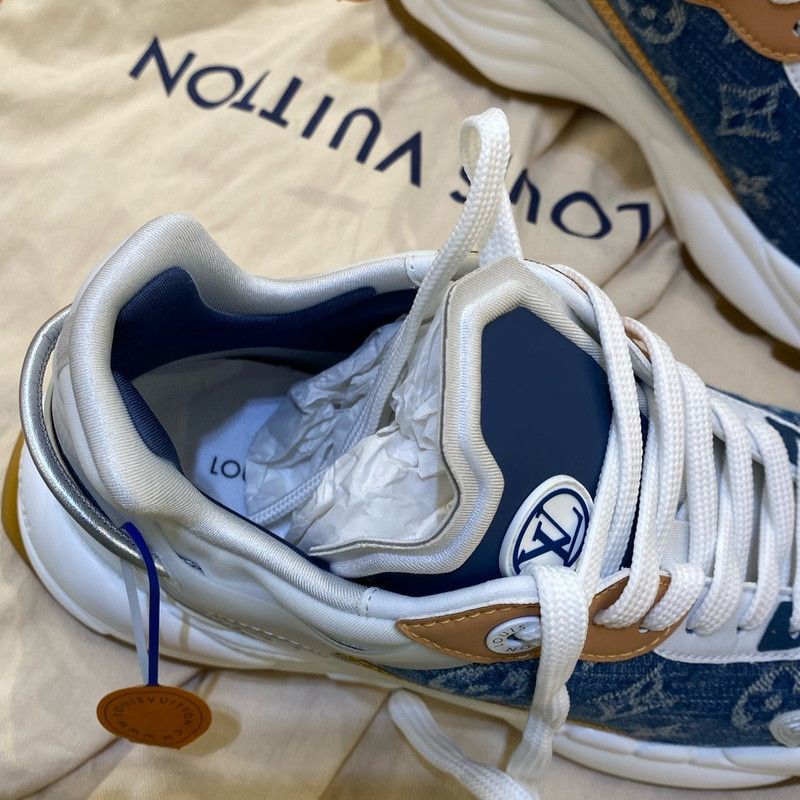 Louis Vuitton Louis Vuitton Run 55 Blue Low-Top Sneakers 0079 Size US 6 / IT 36 - 11 Thumbnail